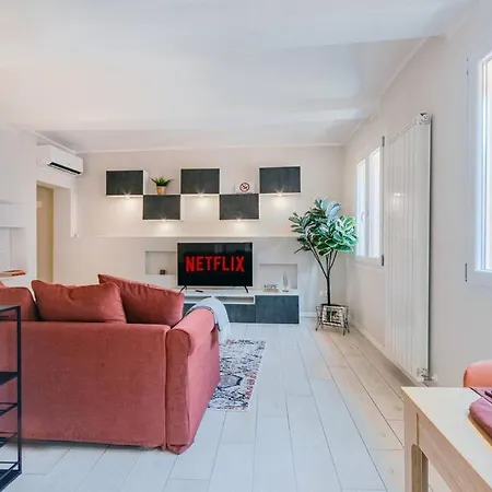 Apartman Red Ferrari House - Center