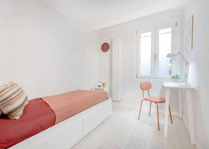 Apartman Red Ferrari House - Center *