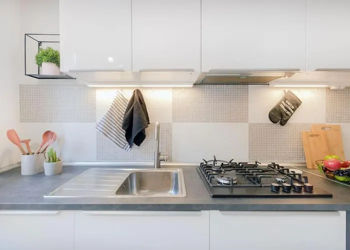 Red Ferrari House - Center Apartament Modena