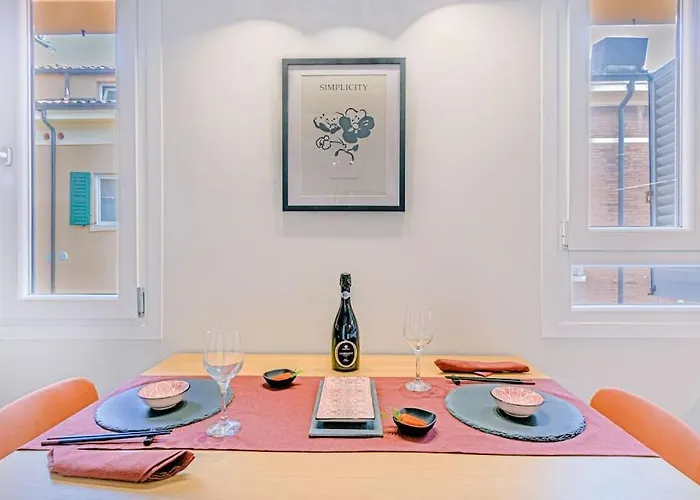 Red Ferrari House - Center Modena